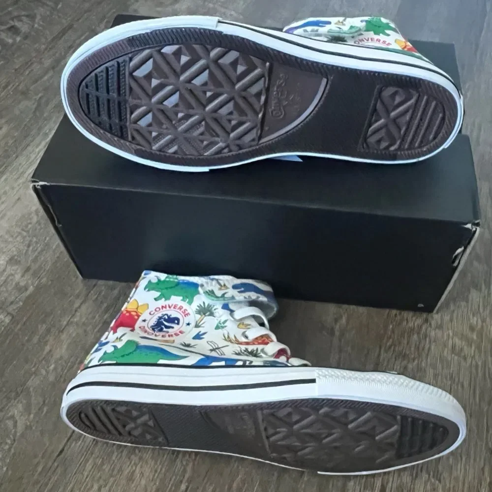 Converse Chuck‎ Taylor All Star Dino Party Easy-On Boys Sneakers- Size 3